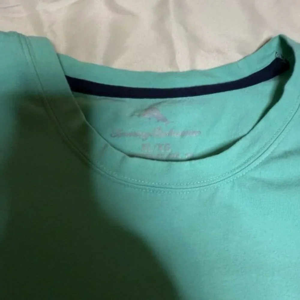 Tommy Bahama Shirt Mens XL Short Sleeve Teal Crew Neck Lightweight - Picture 2 of 4
